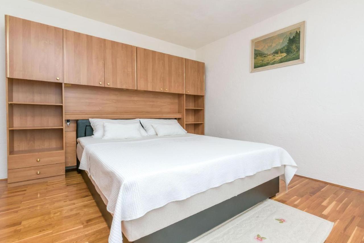 Villa Maria Jesenice  Luaran gambar